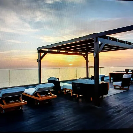 Naisikas Sea View Atene